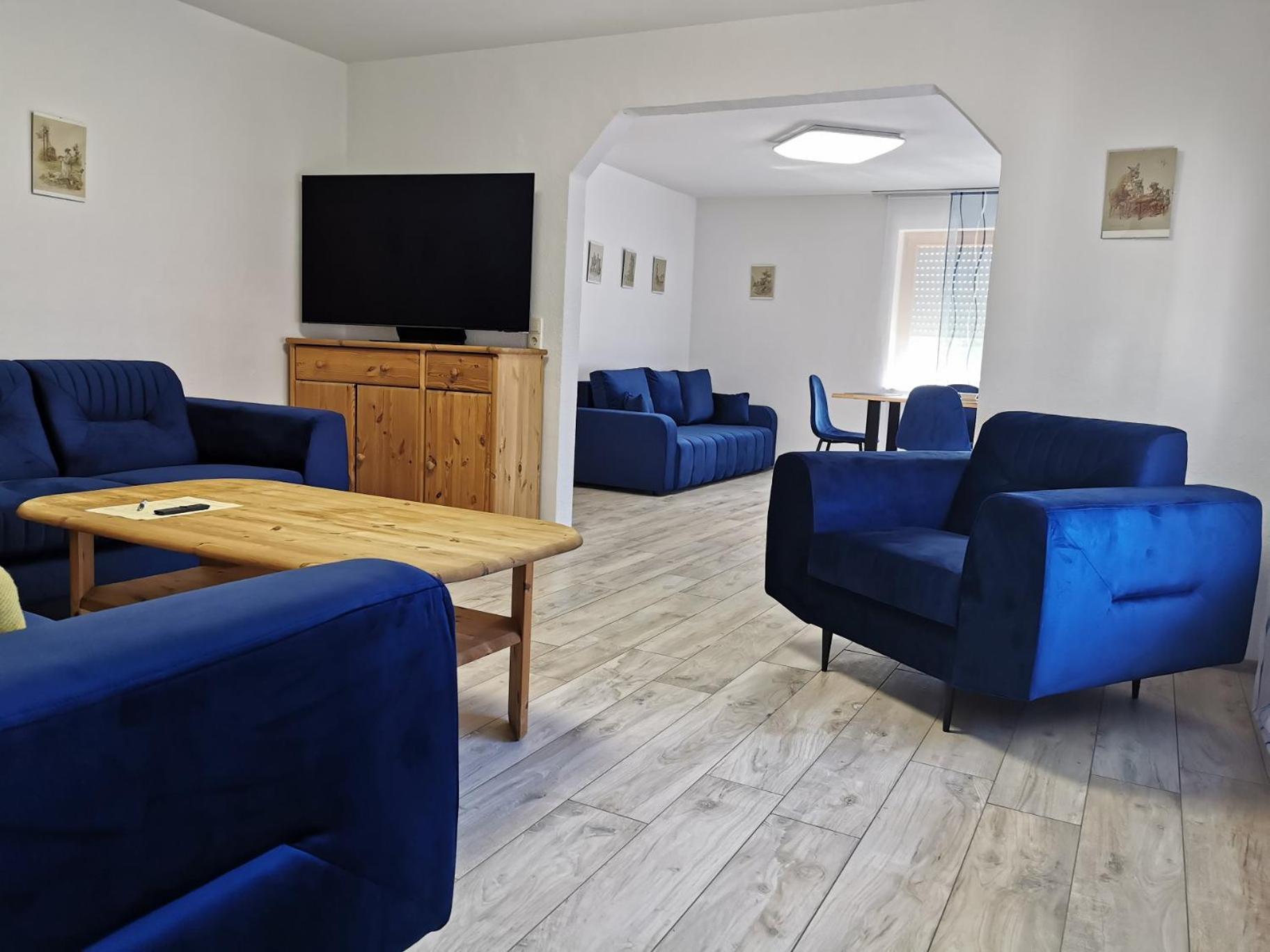 Hotel Garni Jaegerhof 지그마링엔 외부 사진